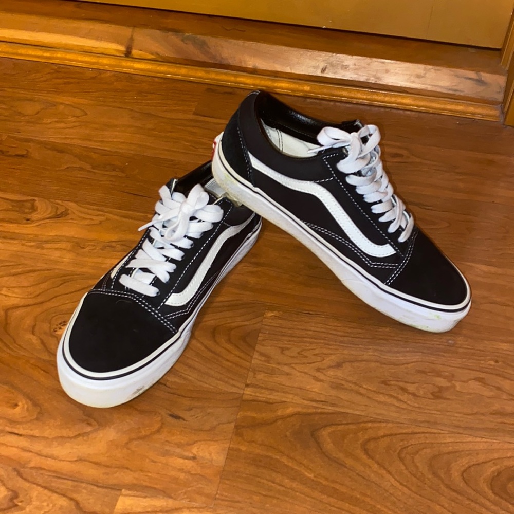 Women’s Black Vans